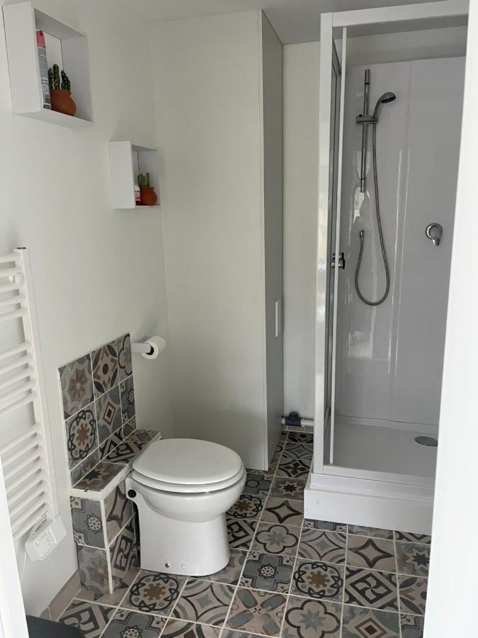 Glomel La Petite Maison De Kerguiniou מראה חיצוני תמונה