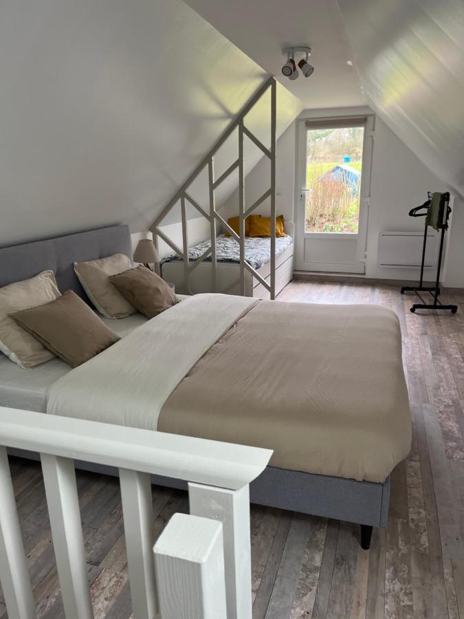 Glomel La Petite Maison De Kerguiniou מראה חיצוני תמונה