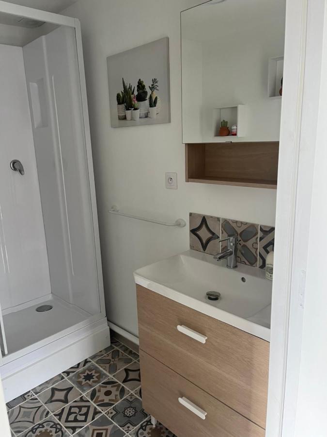 Glomel La Petite Maison De Kerguiniou מראה חיצוני תמונה