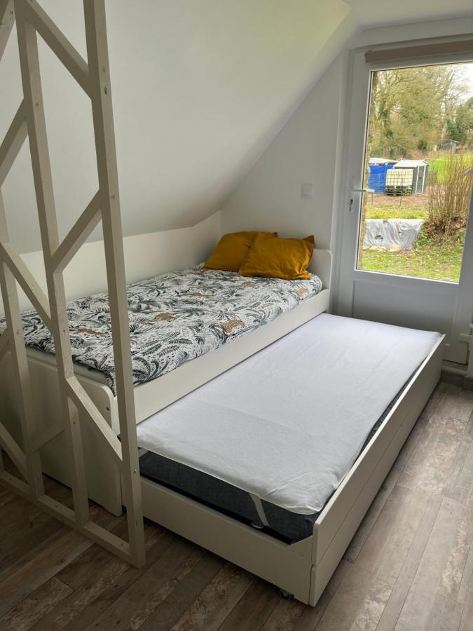 Glomel La Petite Maison De Kerguiniou מראה חיצוני תמונה